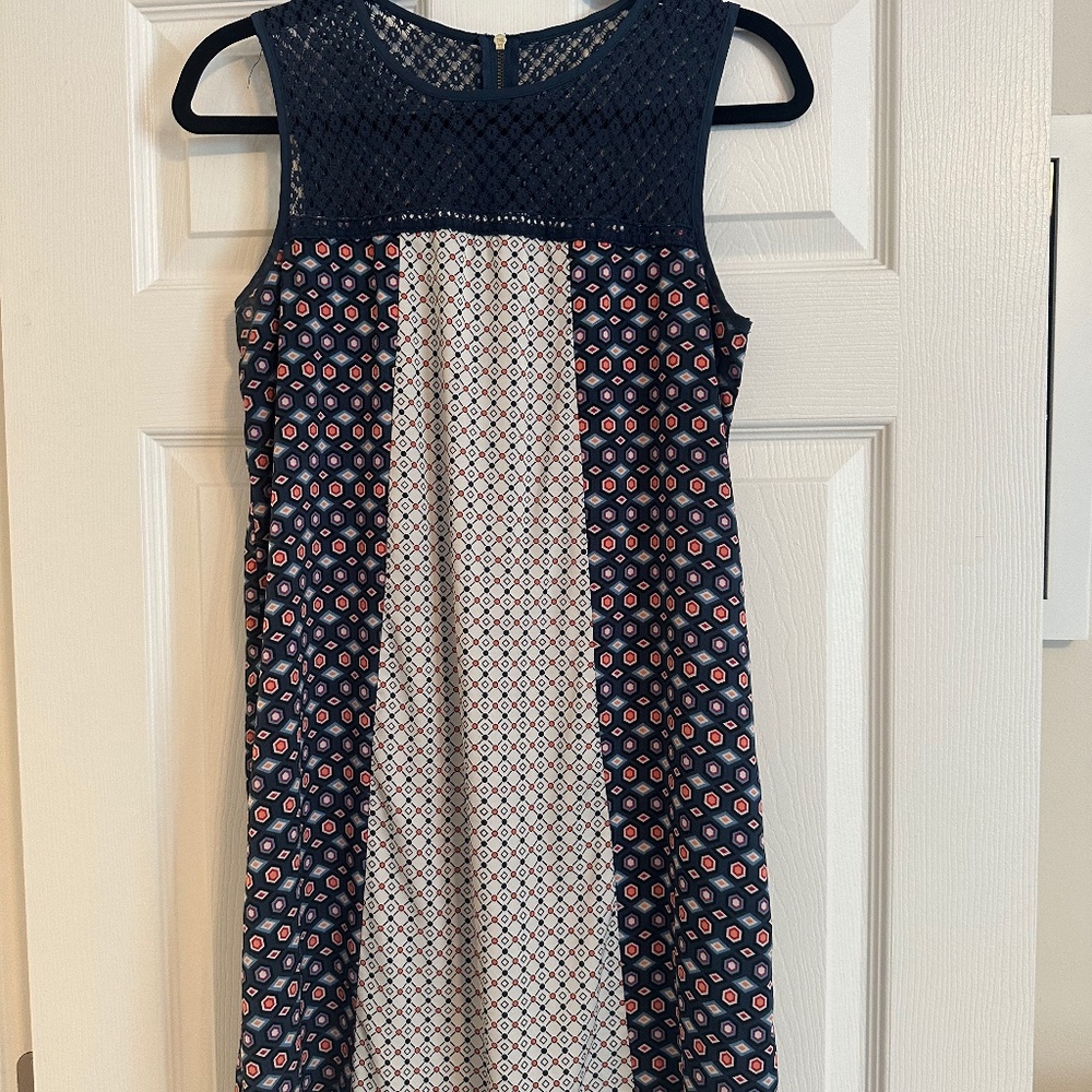 Sleeveless dress